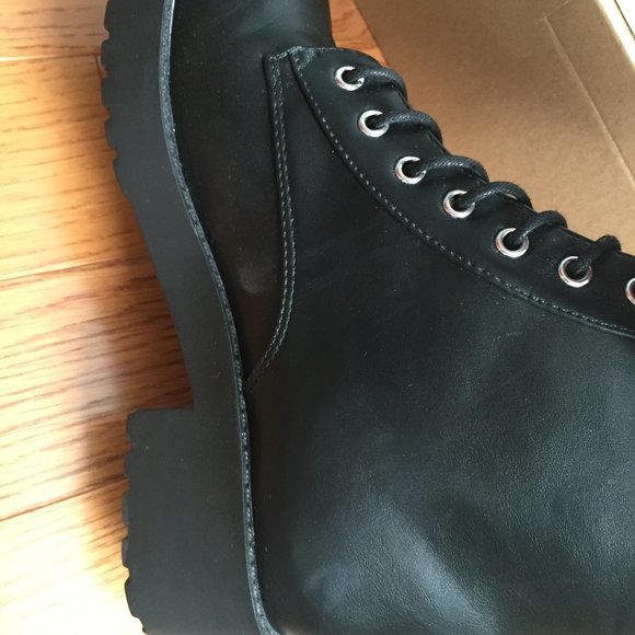 H&M Chunky Ankle Lace Up Boots - Picture 9 of 13